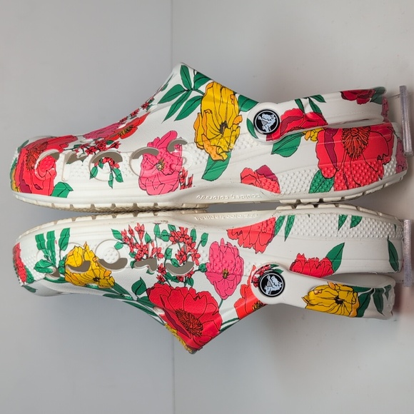Crocs classic baya printed floral graphic unisex clog women's size 9 / men's 7 - Picture 13 of 14